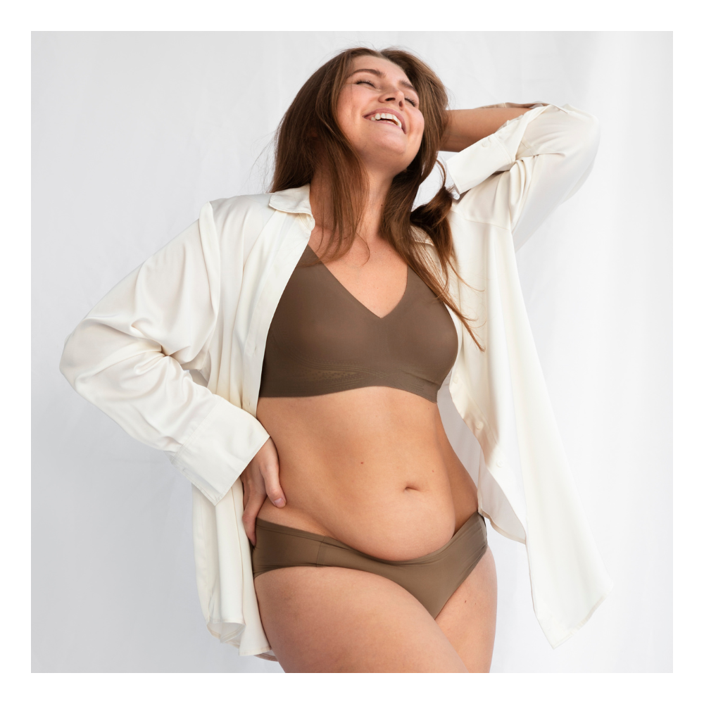 Pacientă care se pregătește de intervenție mommy makeover